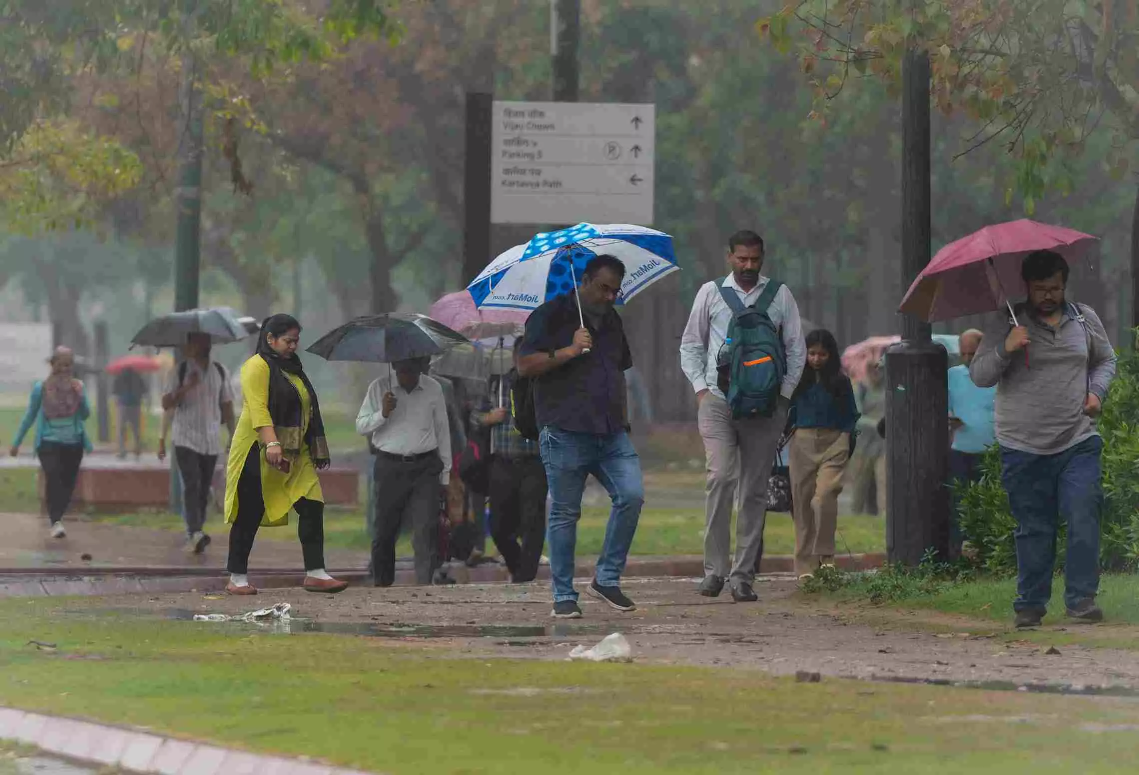 Heatwave to hailstorm - extreme weather in India March 2026