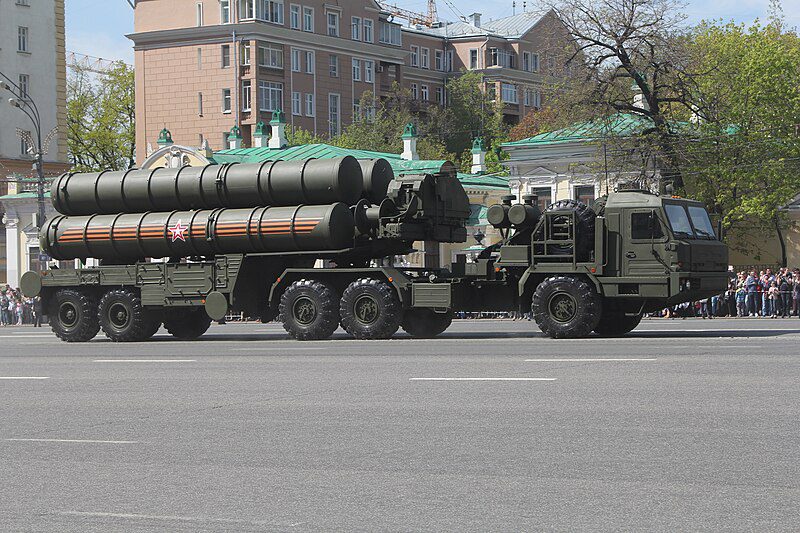 S-400 Triumf air defence missile system launch vehicle