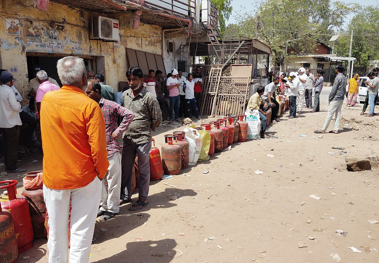 LPG cooking gas shortage in India