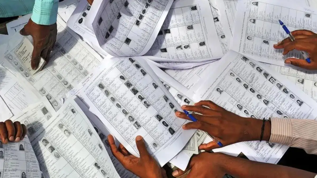 West Bengal electoral roll revision - 27 lakh voters deleted ahead of 2026 Assembly elections - Photo via India TV