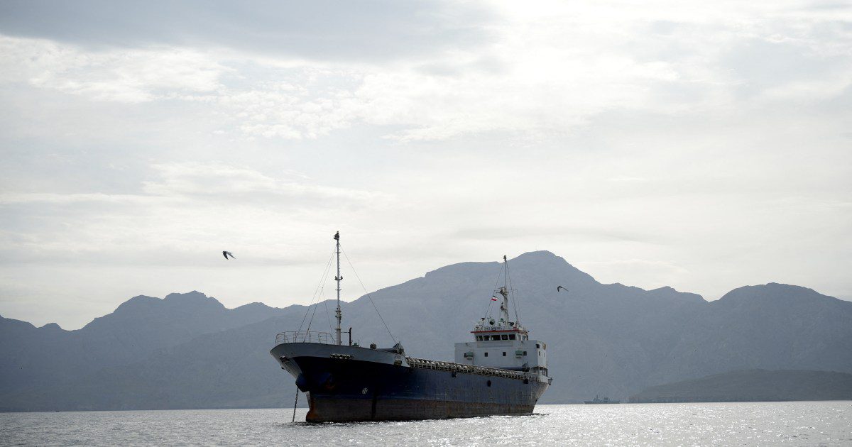 US naval operations in Strait of Hormuz during Iran blockade